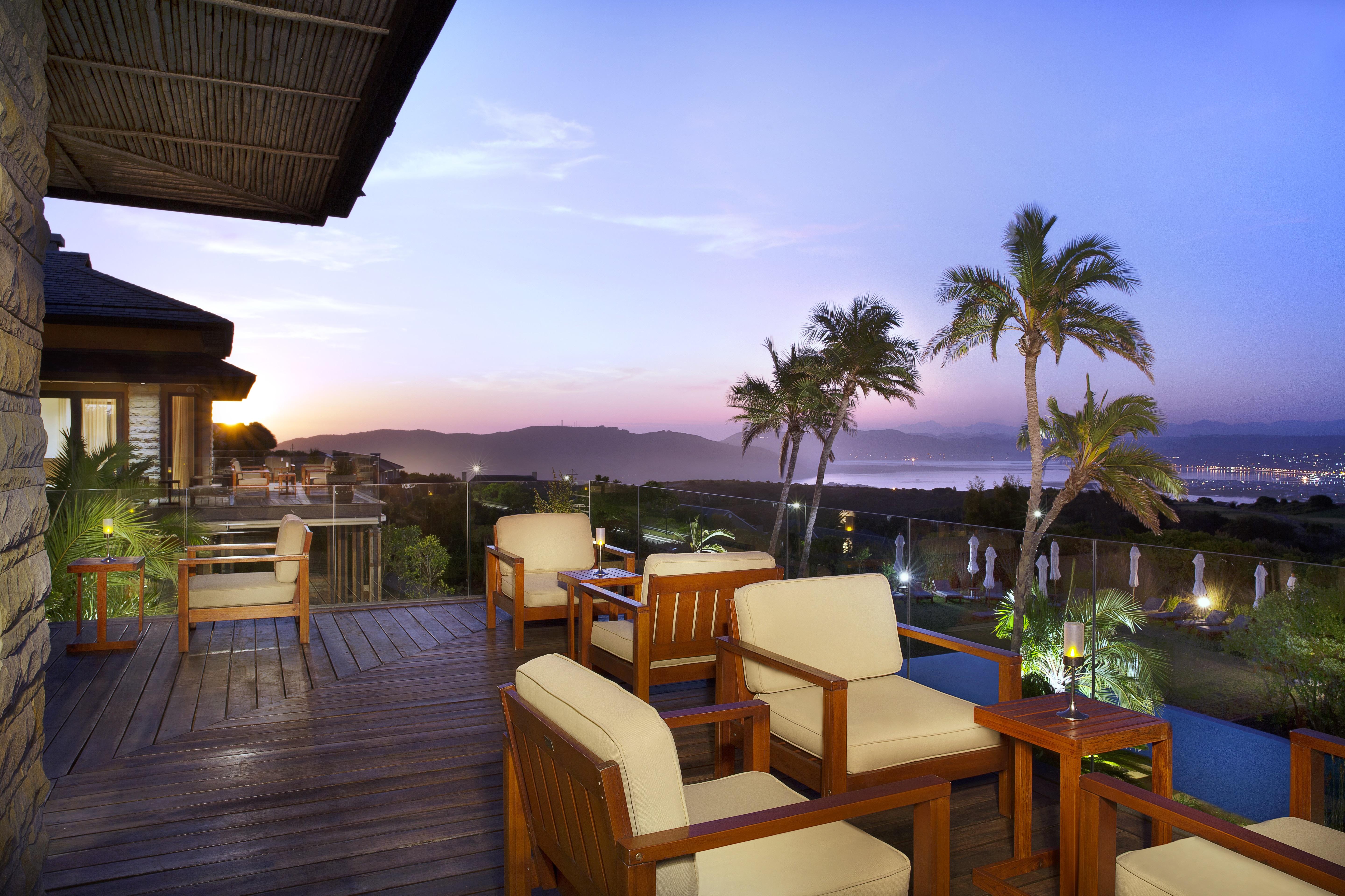 Pezula Nature Retreat Найсне Экстерьер фото View from the hotel