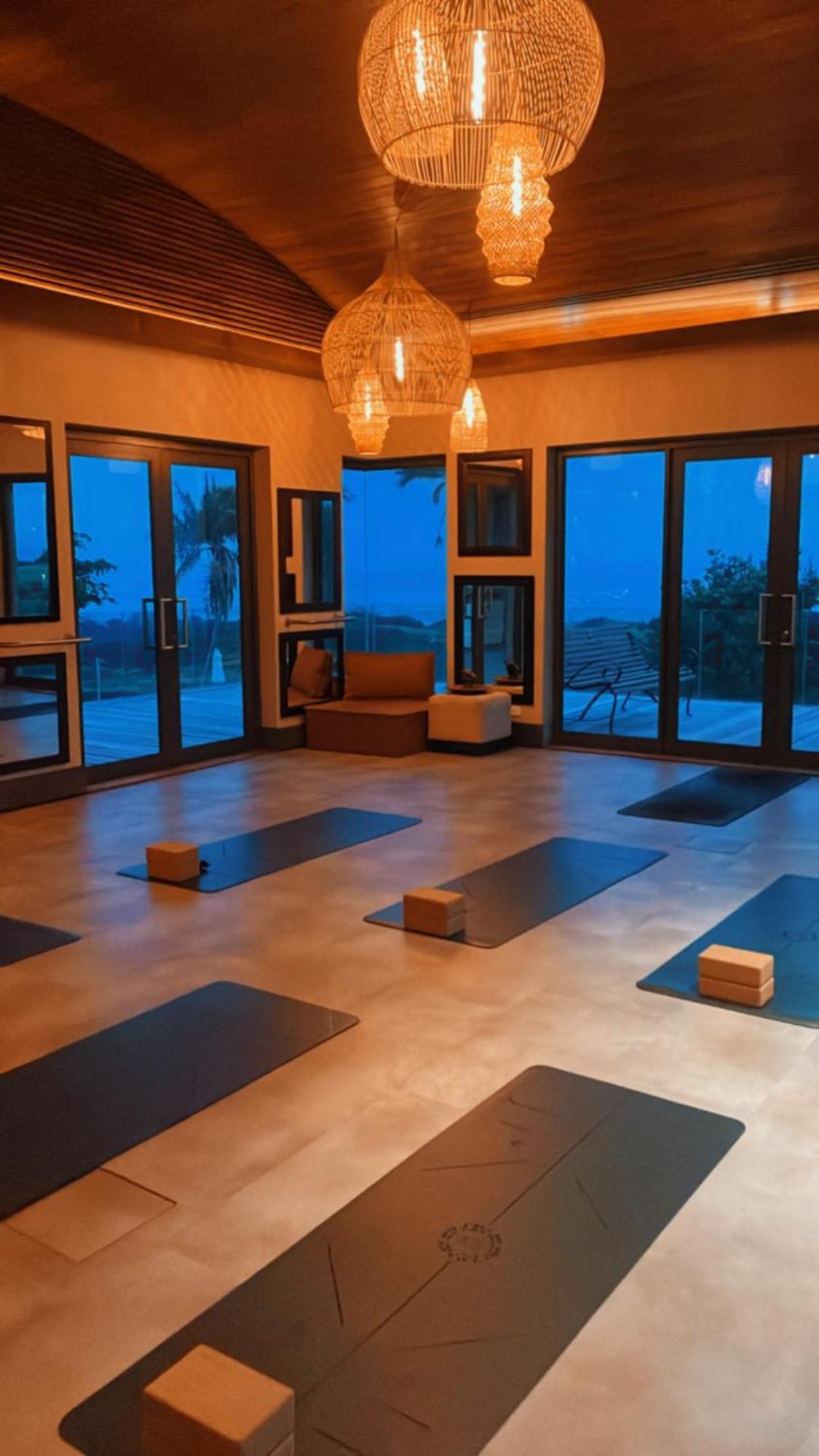 Pezula Nature Retreat Найсне Экстерьер фото A yoga studio